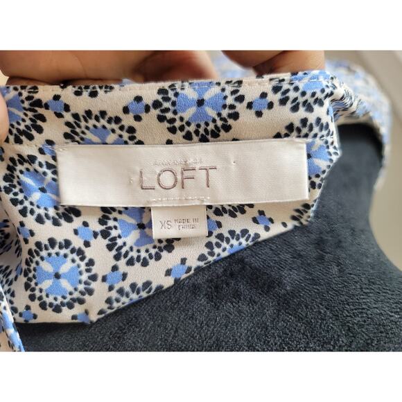 Loft Geometric Print Blouse Women's Size XS Multicolor Long Sleeve Polyester Top - Picture 9 of 11